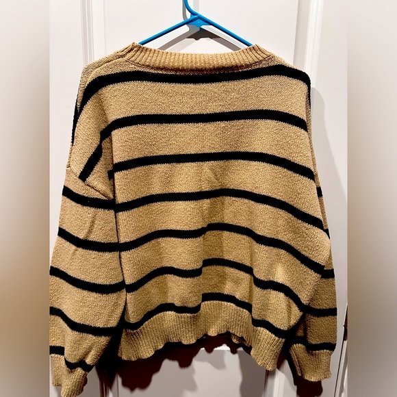 SHEIN long sleeve striped sweater - Picture 1 of 4